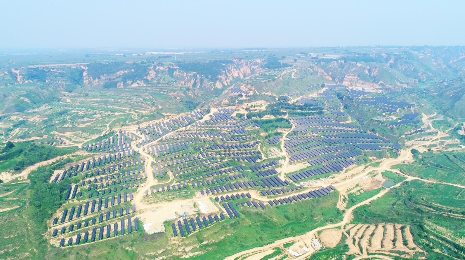 隆基延安黃龍100MW光伏項目